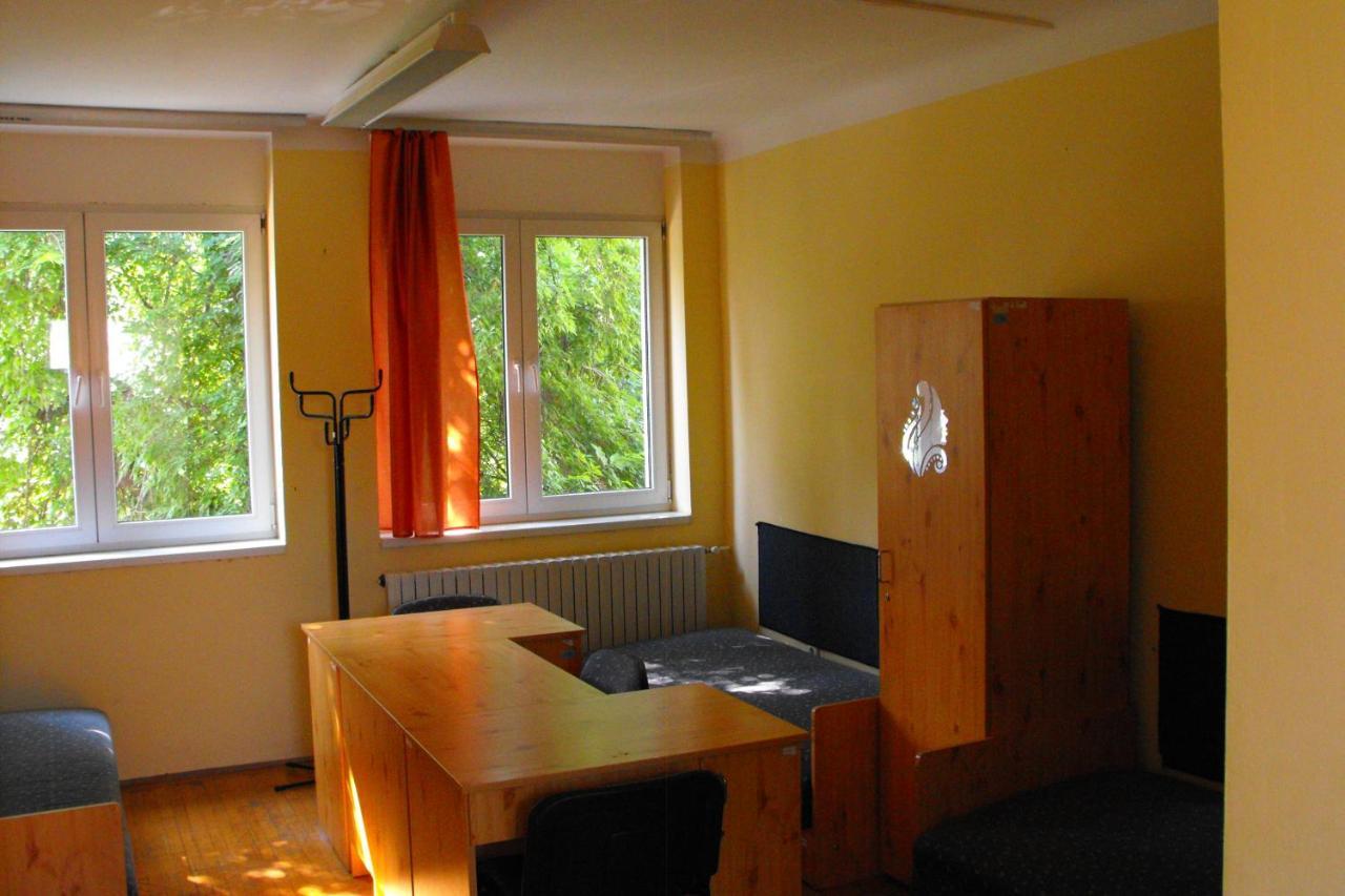 Jozsef Attila Guesthouse Budapest Bagian luar foto