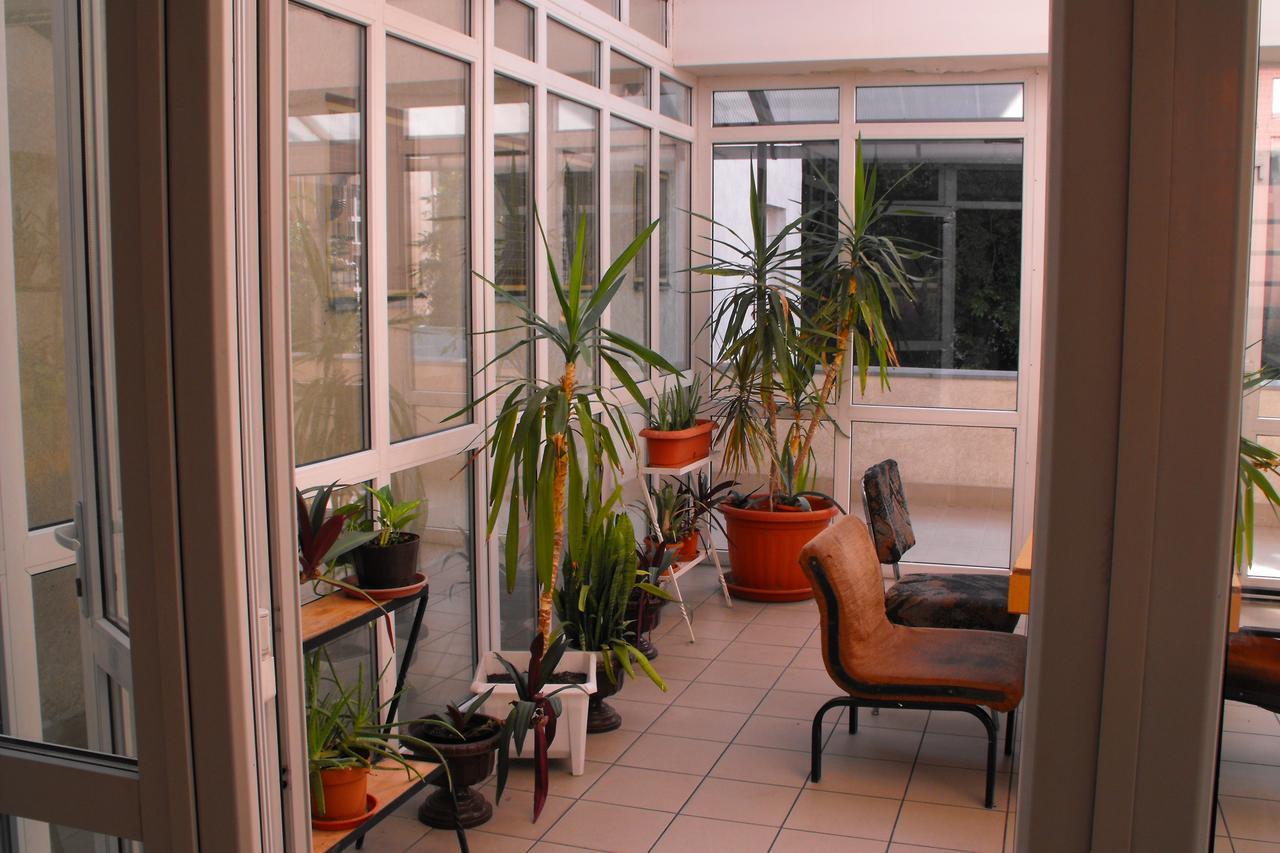 Jozsef Attila Guesthouse Budapest Bagian luar foto
