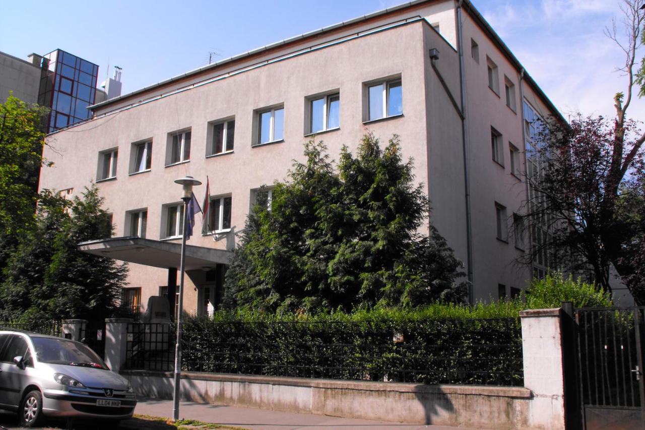 Jozsef Attila Guesthouse Budapest Bagian luar foto
